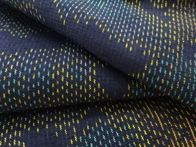  草葉模様織り出し手織り紬着物